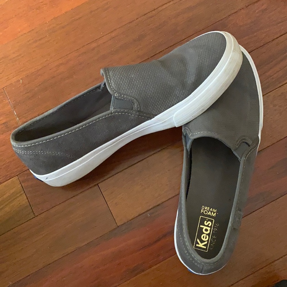 Women’s Keds Dream Foam slip on shoes size 8